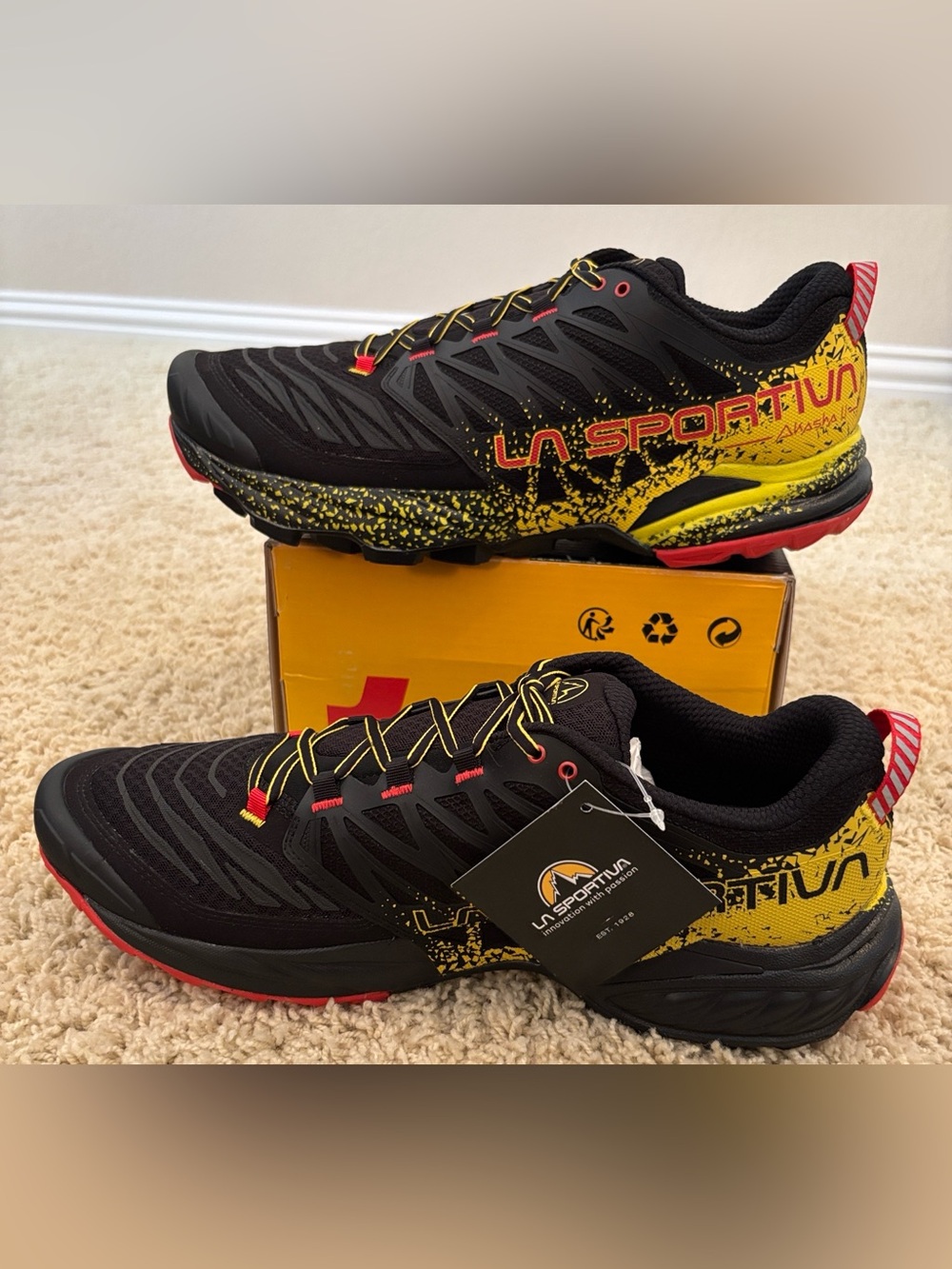 La Sportiva AKASHA II Trail running Shoes